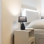 Daire Calm Center Modern