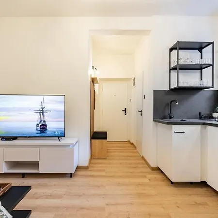 Calm Center Modern * براتسيلافا
